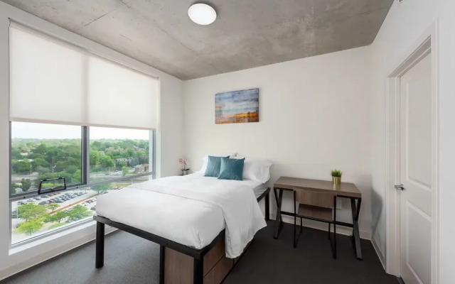Apartments at 6105 Delmar Blvd