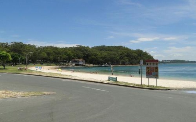 36 'Bay Parklands', 2 Gowrie Avenue - Close To The Water With Pool And Spa And Tennis Court – Beach – Nelson Bay