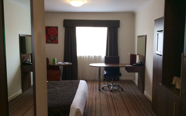Holiday Inn Barnsley M1, JCT.37