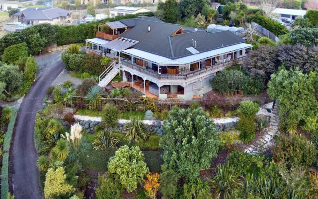 Sandspit Lodge
