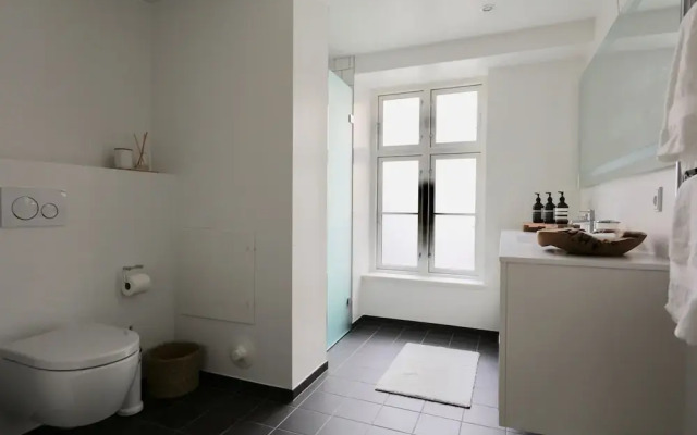 Dinesen Collection Luxury Condos by Kings Square