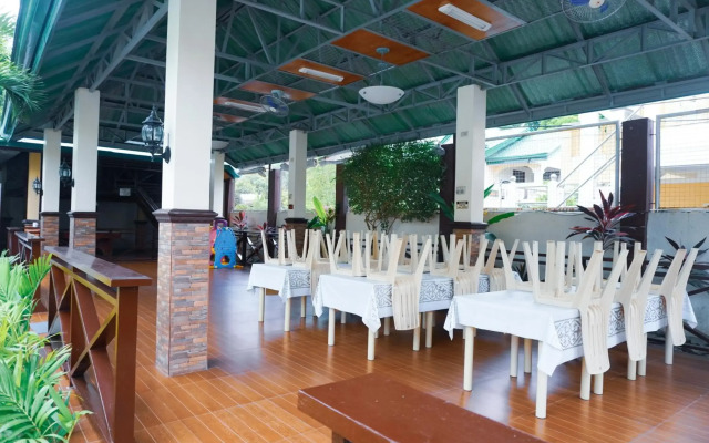 La Solana Suites & Resort