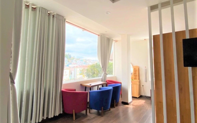 Minh Phu Hotel