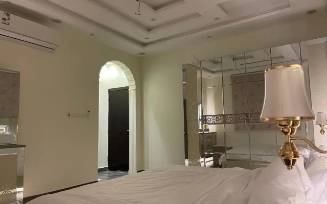Luxury OVO Roof Villa
