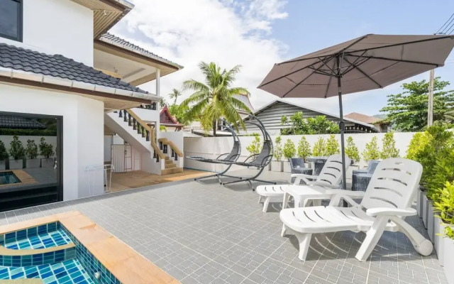 Chonlada Pool Access 2 BR Bungalow