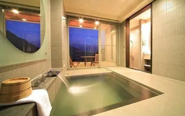 Mei Shan Hot Spring Resort Club Bamboo