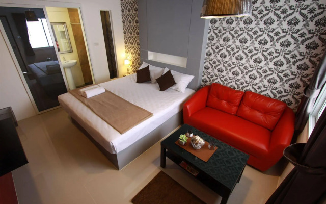 Bearing 26 Hotel