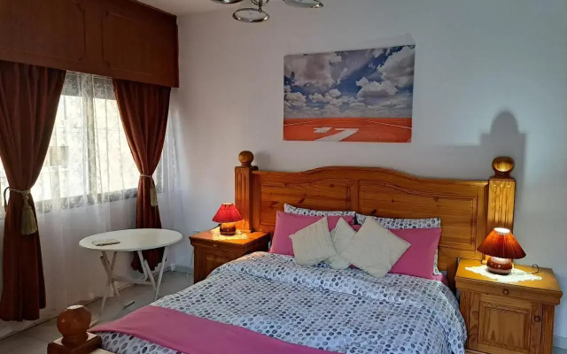 Shared Top 1St Floor Villa