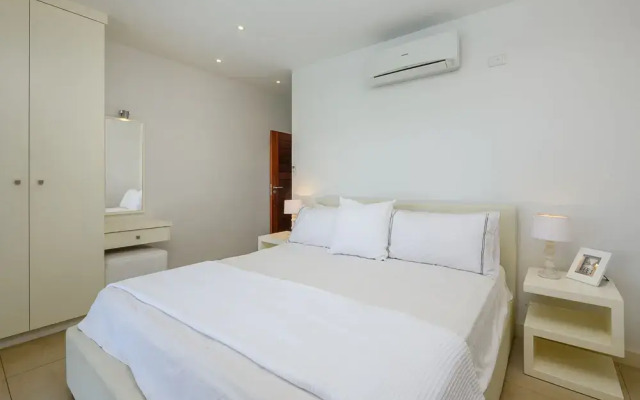 San Lameer Villa Rentals 1603