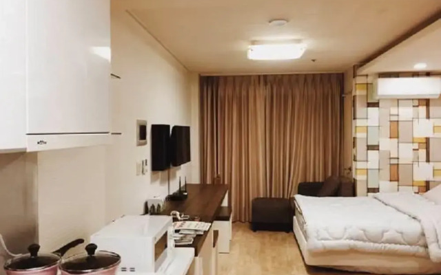 Eunice Studio in Gangnam