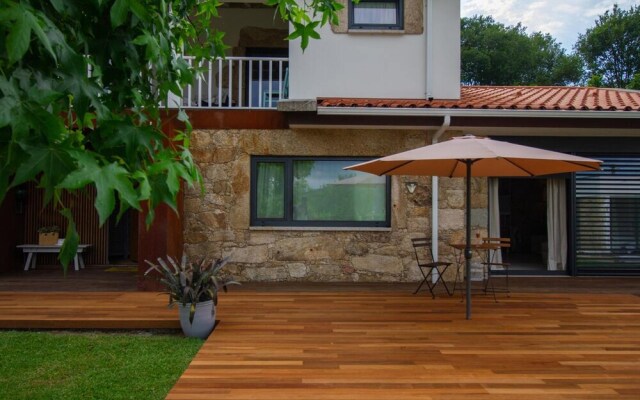 House with 3 Bedrooms in Gondiães, with Wonderful Mountain View, Enclosed Garden And Wifi