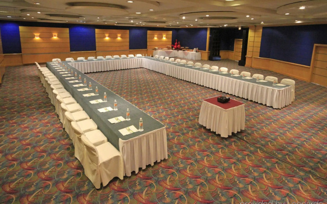 Holiday Inn Monterrey - Parque Fundidora by IHG