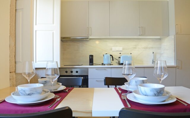 Liiiving in Porto - Historic Clérigos Apartment