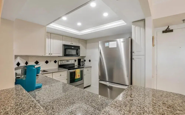 South Seas Tower 4-1907