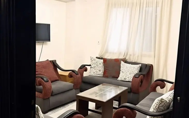 Elegant Apartment -sheikh Zayed Compound
