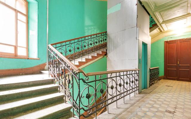 ВПитер на сутки на улице Петропавловская