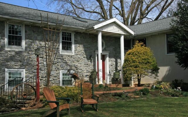 Carriage Corner Bed & Breakfast