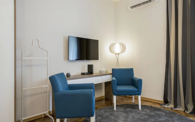 Apartment Home Sweet Home