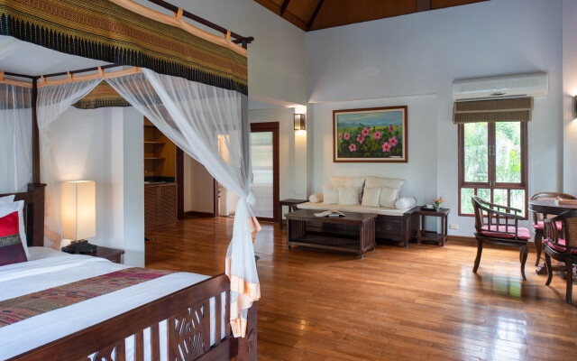 Royal Lanta Resort & Spa