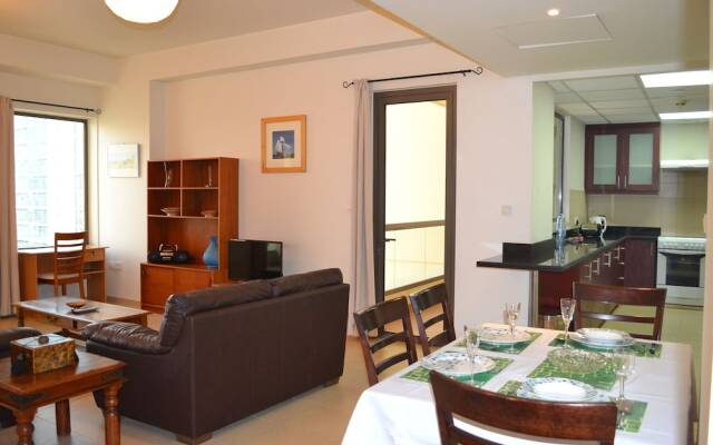 Large 1 Bed - Affordable fully furnished 1BR with balcony and a great marina view! - LSE