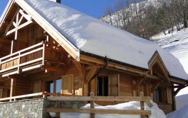 Chalet Skidh - 10 personnes - emplacement idéal au centre de Vaujany