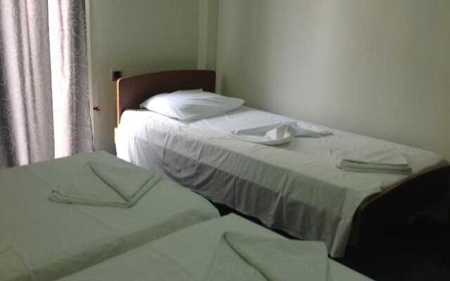Morfeas Hotel