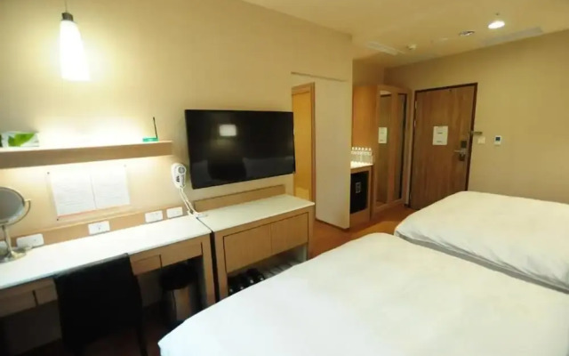 Kindness Hotel - Kaohsiung Station Front Hall
