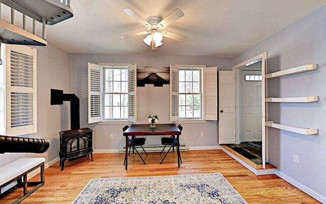 Quiet Family - 4 Br Home