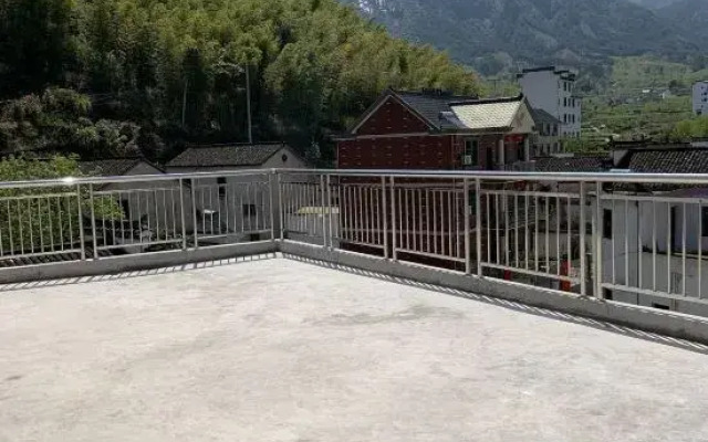 Jixi Banbu Wei Hotel