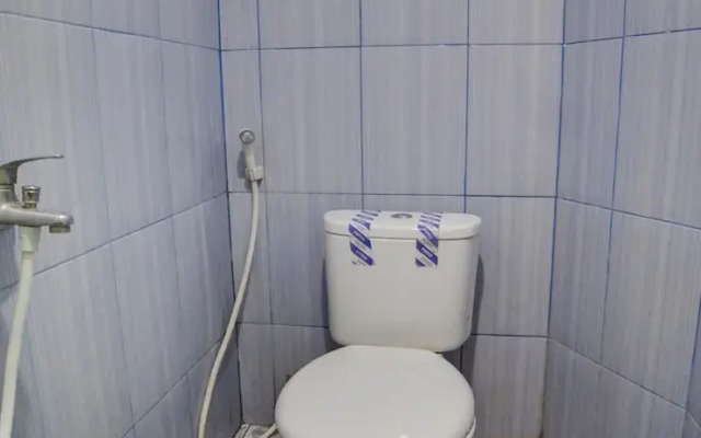 OYO 92820 Guesthouse 899
