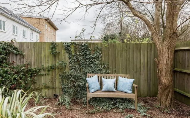 Sunnybank House in North Epsom