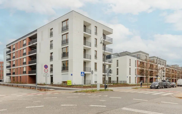 Sarmacka Apartment Warsaw by Renters