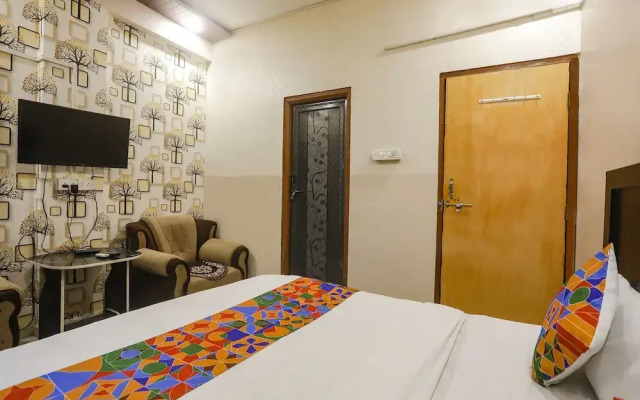 Fabhotel Happy Stay Inn