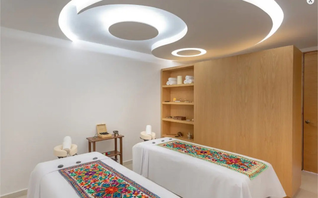 The Shore At 46Th Hotel