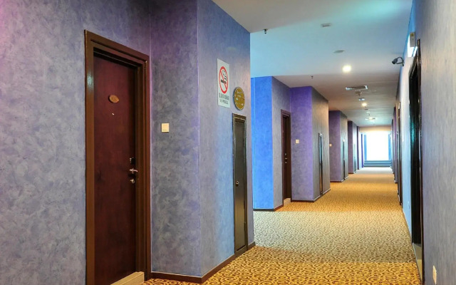 Marvelux Hotel