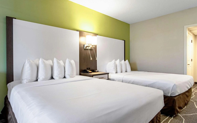 Clarion Inn Willow River