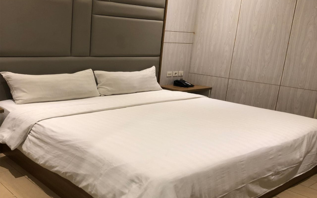 Victory Hotel