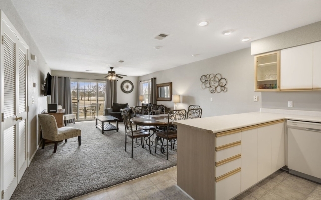 Golf View Escape - Holiday Hills Branson - Golf - Outdoor Pools