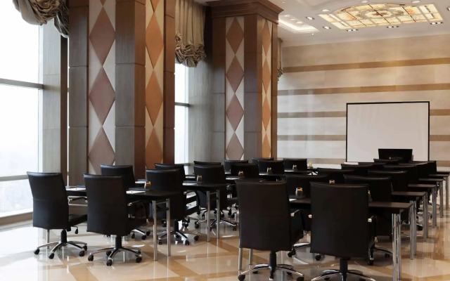 Pullman Shanghai Central-in XinTianDi & Yu Garden Area