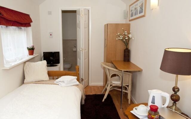 Rosas Bed and Breakfast