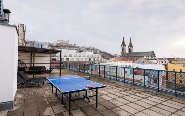 Modern Penthouse with 3-bedrooms