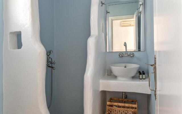 Ninemia Suites Tinos Superior 202