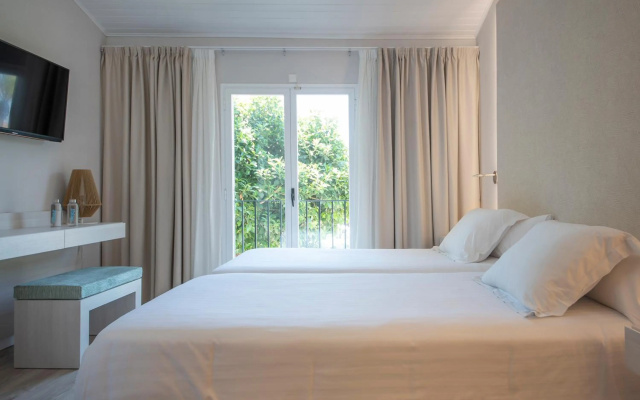 Dekuta Hotel – Guest Rooms – Kuta