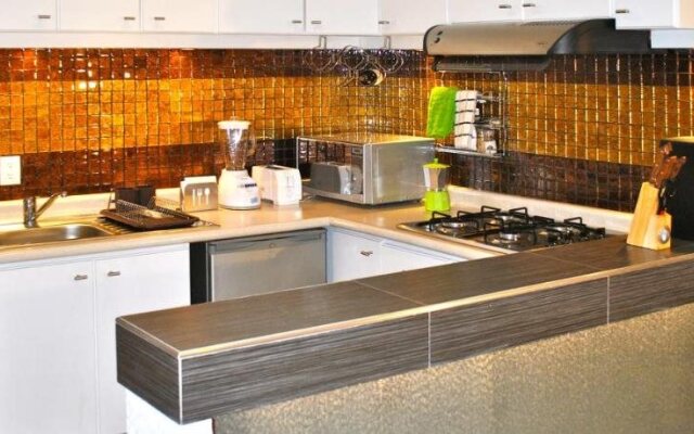 Business Suites SG