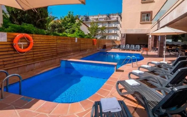 Tossa Beach-Center