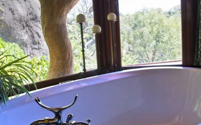 Sango Wildlife Lodge
