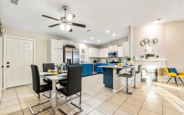 Alligator Vacation Home