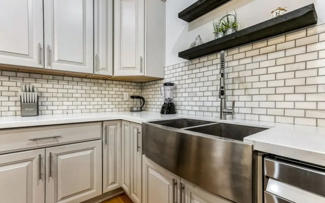 5BR High End Amenities by Hosteeva