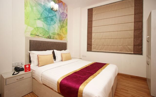 OYO Rooms 744 Near BLK Hospital