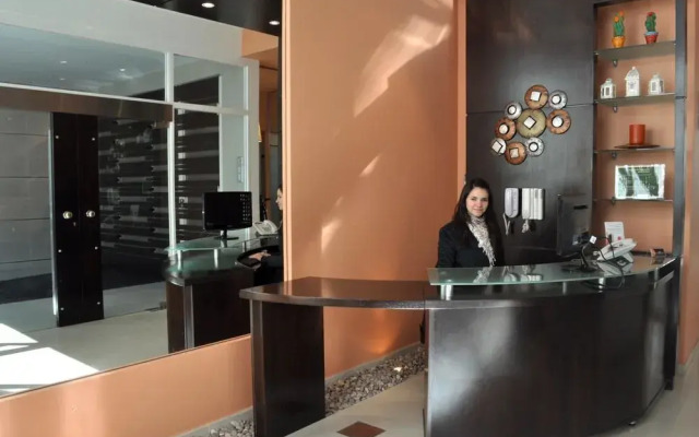 Cimma Suites Apart-Hotel